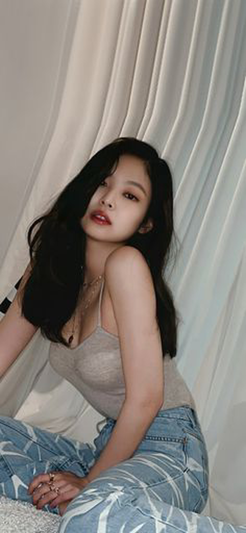 Image of Jennie